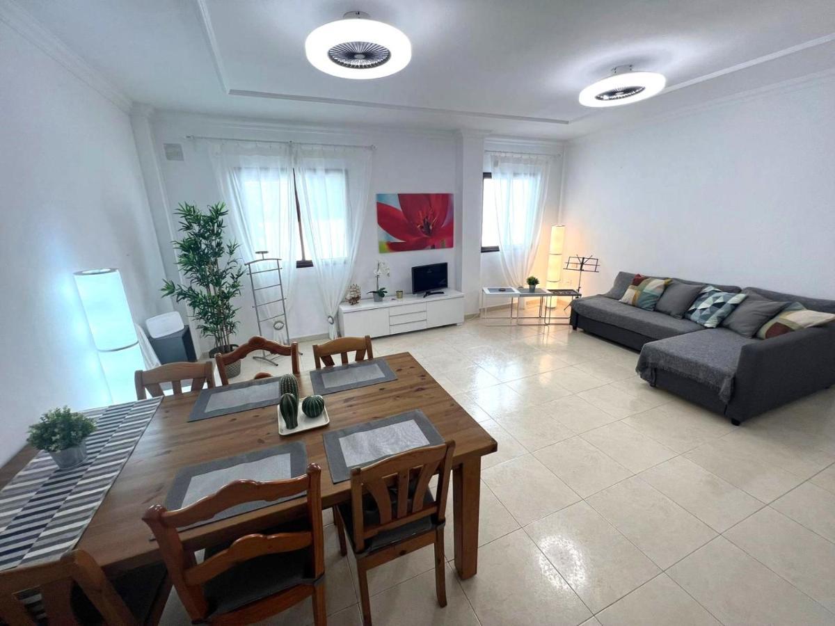 Apartamento Apartamento en primera línea de Plaza en Alcala! Exterior foto